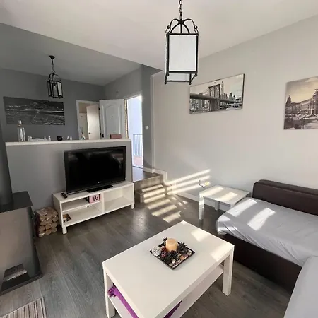 Res. Almadraba Apartment